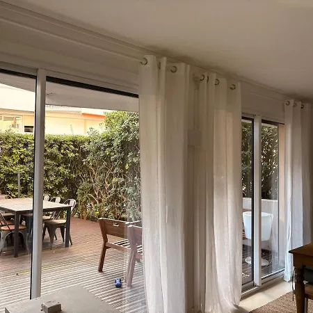 Beautiful Accommodation, Terrace, Parking Apartment *